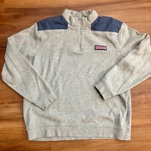 Vineyard Vine quarter zip sweatshirt